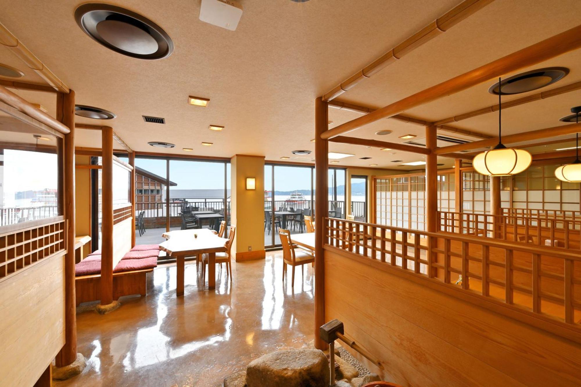 הצוקייצ'י Miyajima Coral Hotel מראה חיצוני תמונה