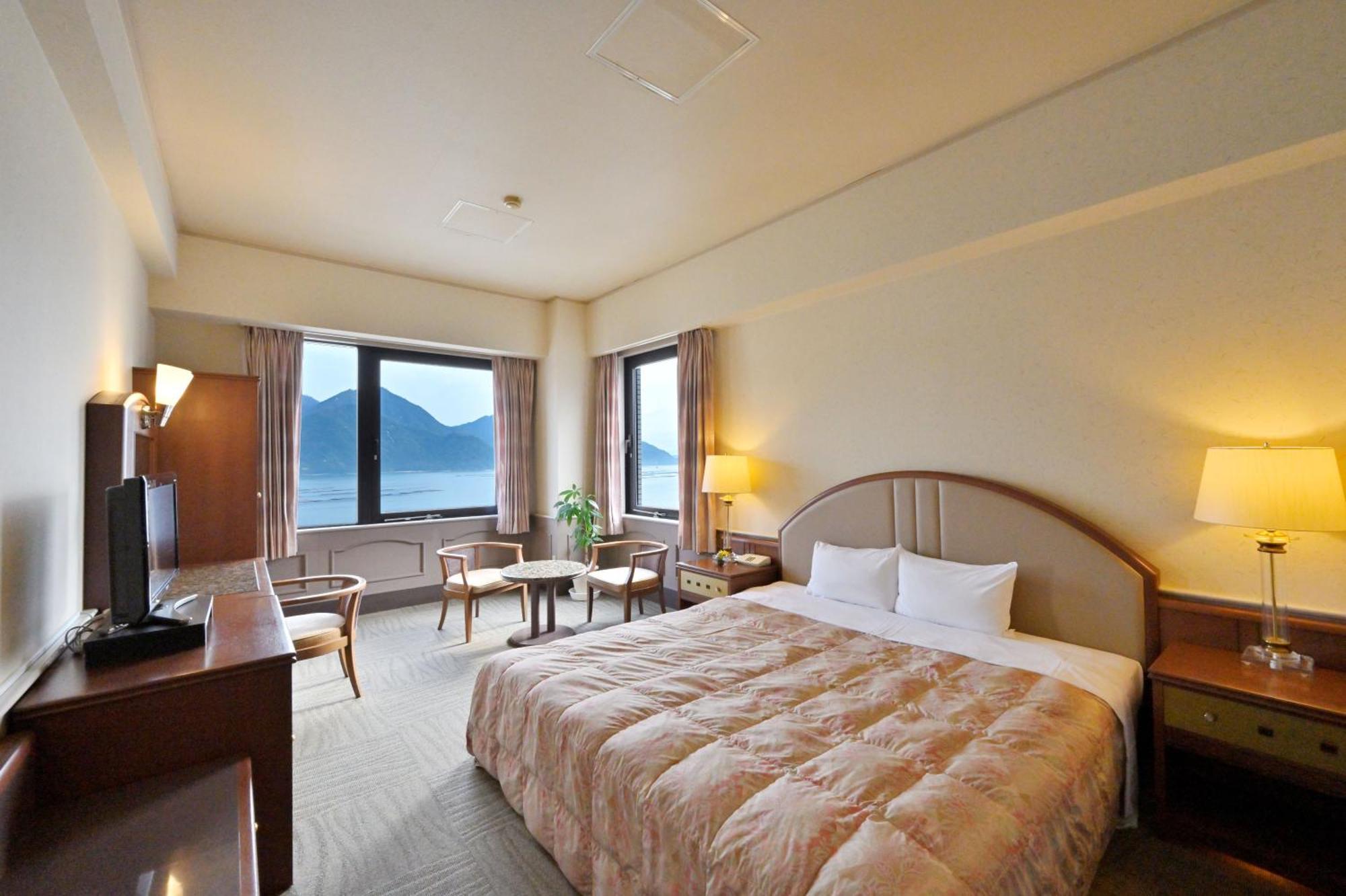הצוקייצ'י Miyajima Coral Hotel מראה חיצוני תמונה